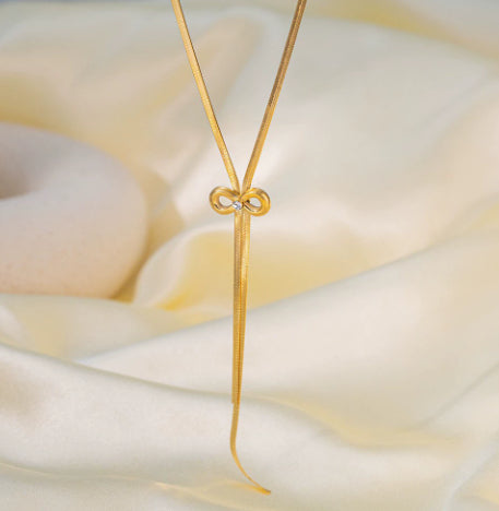 Fashionable Non-fading Heart-shaped Necklace Simple Vintage Titanium Steel Earrings