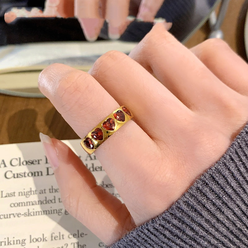 Retro Heart-shaped Zircon Ring For Women A Niche Style