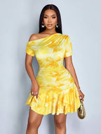 Elegant Printed One-shoulder Maxi Dress With A High Waist And A Figure-hugging Fit